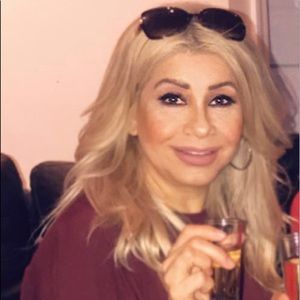 Meet your Posher, Consuelo